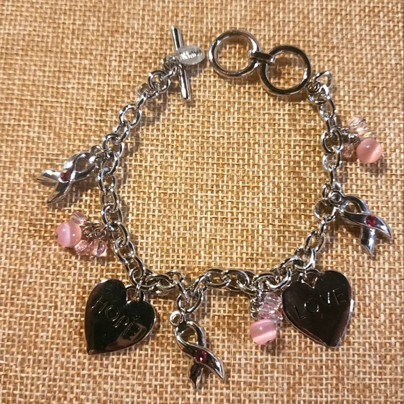 Cookie Lee Women's Official Breast Cancer 🎀 Charm Bracelet ✨️ NWOT - Picture 1 of 10
